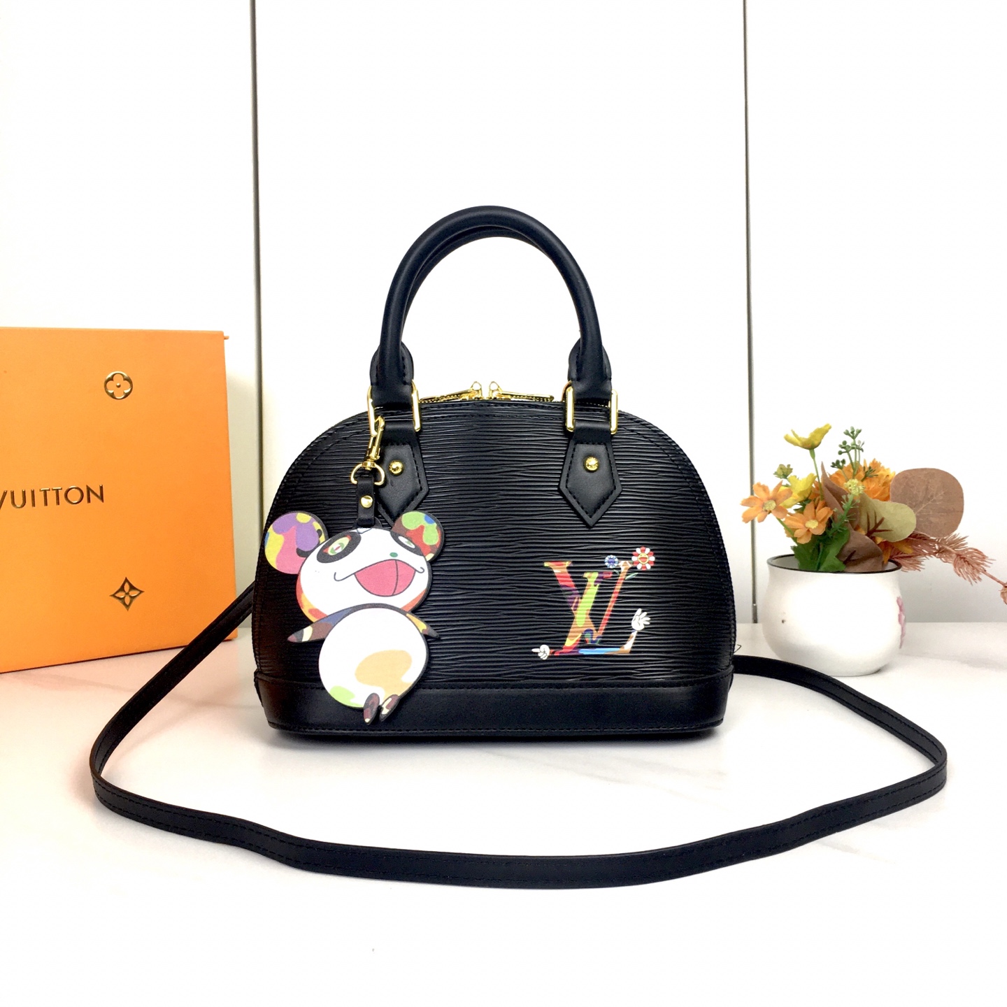 LV bag 468